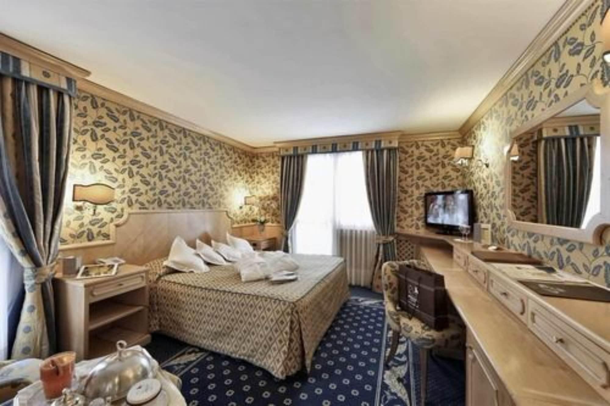 Hotel Spinale Madonna Εξωτερικό φωτογραφία